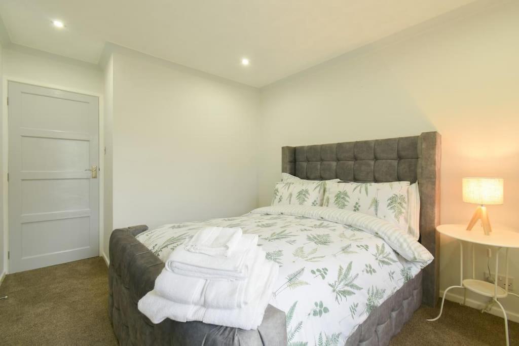Luxurious & Tranquil Riverside Getaway Great Harwood Eksteriør billede