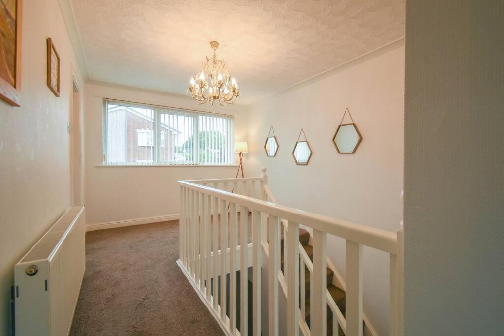 Luxurious & Tranquil Riverside Getaway Great Harwood Eksteriør billede